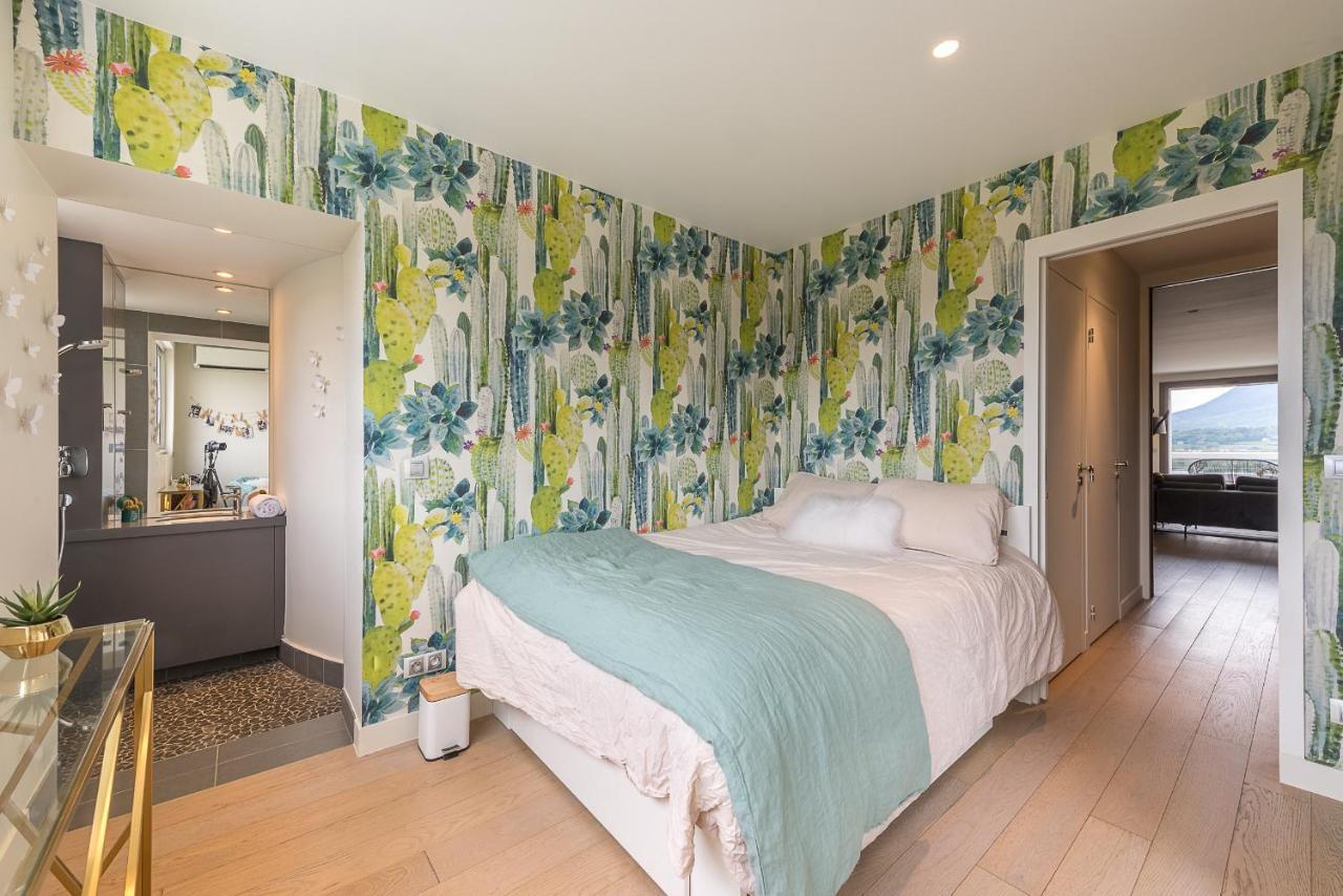 Annecy Lake, Luxury Top Floor Apartment - Lla Selections By Location Lac 안시 외부 사진